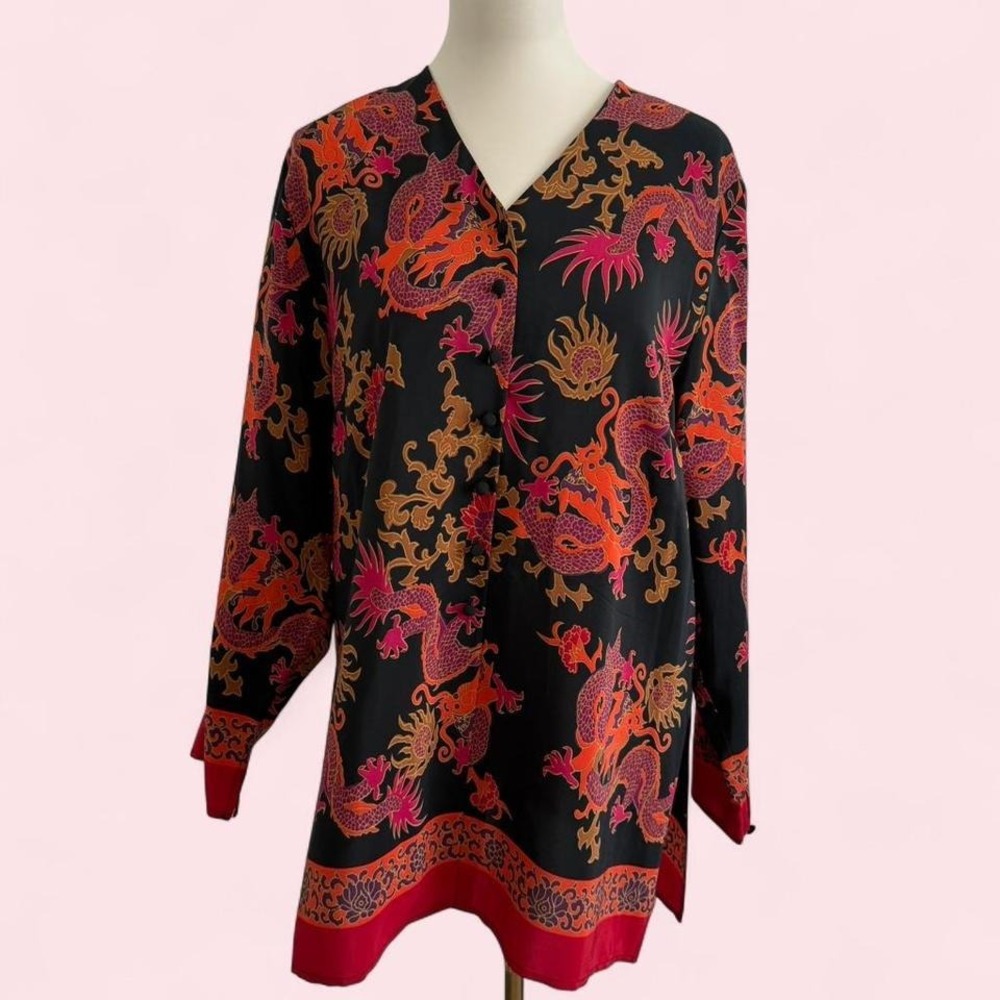 Vintage‎ Diane Von Furstenberg Black Silk Dragon Print Blouse — Size M